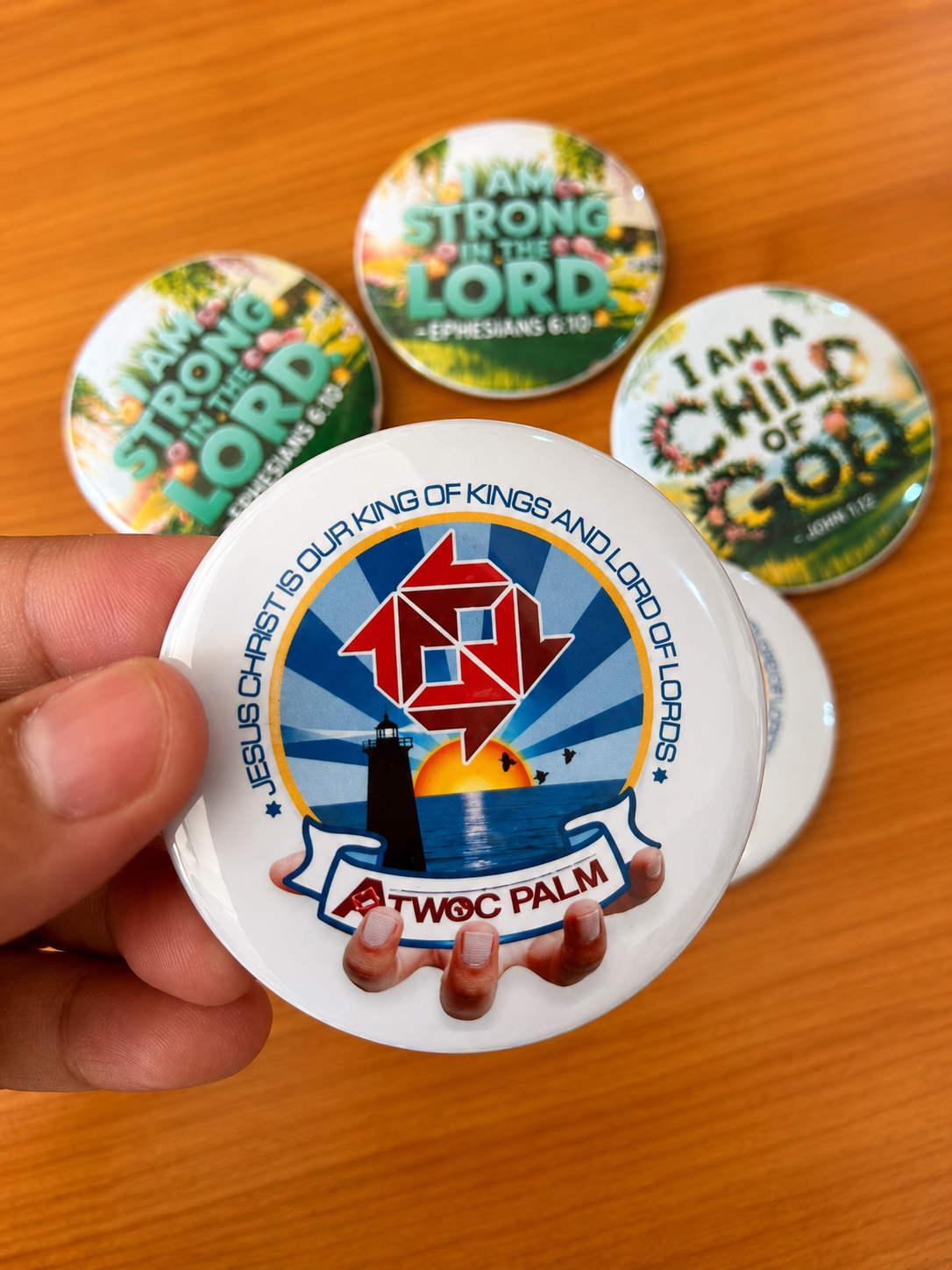 Costum Botton Pin